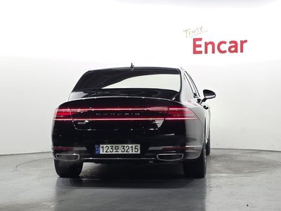 صورة 3 لـ 2023 Genesis G90 (RS4)