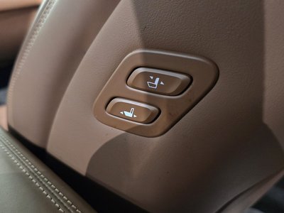 2019 Genesis G90 缩略图 32