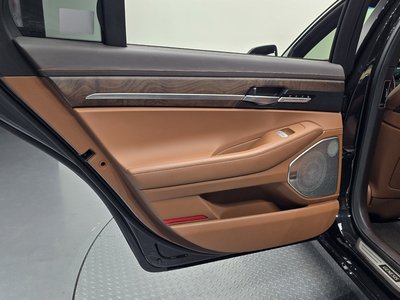 2019 Genesis G90 缩略图 15
