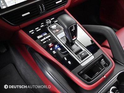PORSCHE CAYENNE - 9