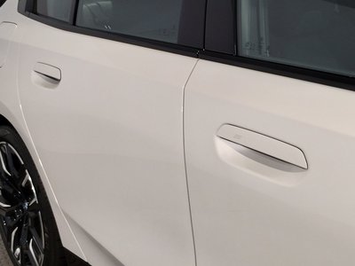 صورة مصغرة 70 لـ 2025 BMW I5