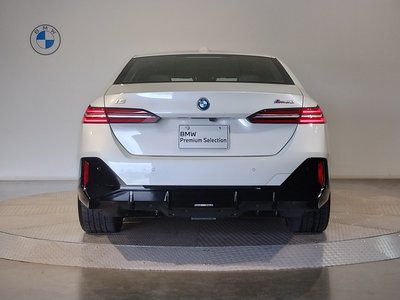 صورة 9 لـ 2025 BMW I5