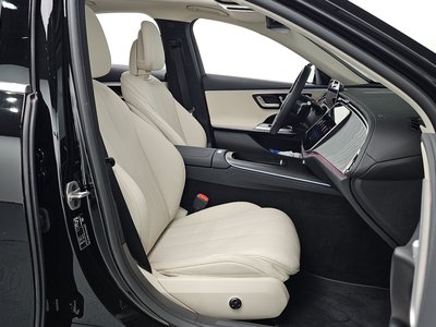 MERCEDES-BENZ E-CLASS - 10