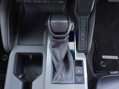 صورة مصغرة 25 لـ 2024 Toyota LAND CRUISER 250