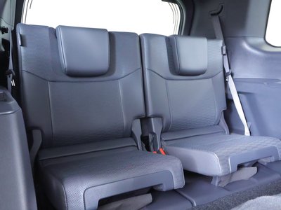صورة مصغرة 43 لـ 2024 Toyota LAND CRUISER 250