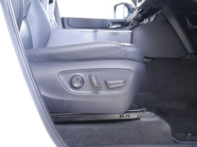 صورة مصغرة 37 لـ 2024 Toyota LAND CRUISER 250