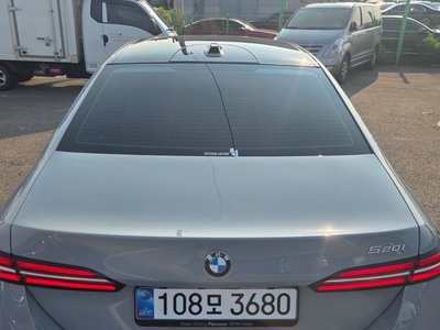 2026 BMW 5 SERIES 照片 8