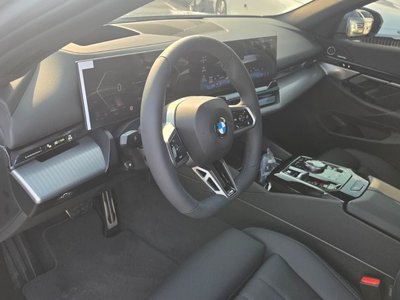 صورة مصغرة 11 لـ 2026 BMW 5 SERIES