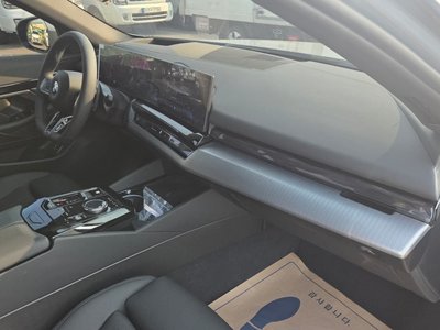 صورة مصغرة 16 لـ 2026 BMW 5 SERIES
