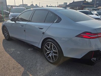 صورة مصغرة 12 لـ 2026 BMW 5 SERIES