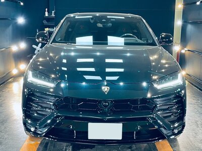 LAMBORGHINI URUS - 6