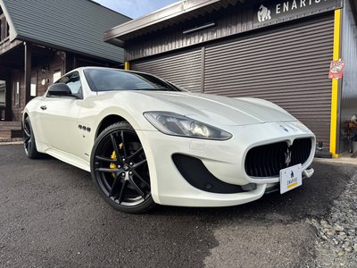 MASERATI GRANTURISMO - 1