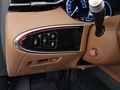 2022 Genesis GV70 thumbnail 18