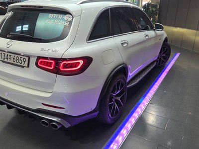 MERCEDES-BENZ GLC - 7