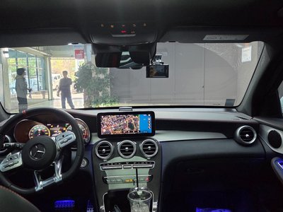 MERCEDES-BENZ GLC - 9