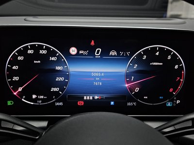 MERCEDES-BENZ GLC - 8