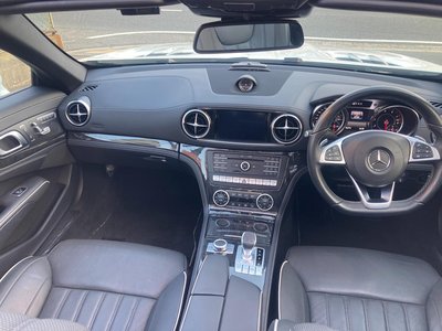 MERCEDES-BENZ SL - 7