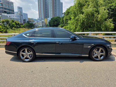 GENESIS G80 (RG3) - 7