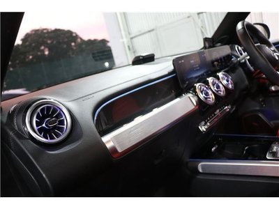 2023 Mercedes-BENZ GLB thumbnail 43