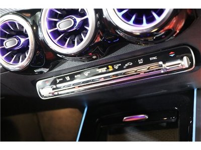 2023 Mercedes-BENZ GLB thumbnail 39