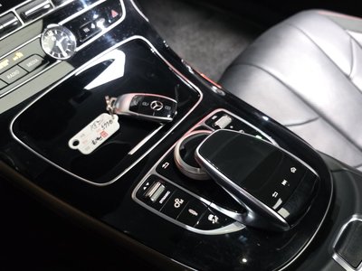 MERCEDES-BENZ CLS - 9