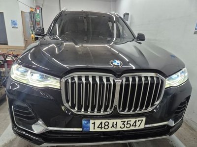 BMW X7 - 1