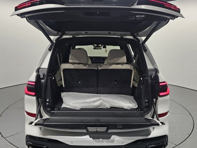 صورة مصغرة 35 لـ 2025 BMW X7