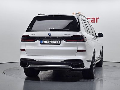 2025 BMW X7 photo 4