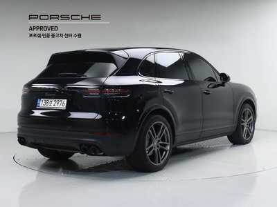 PORSCHE CAYENNE - 5