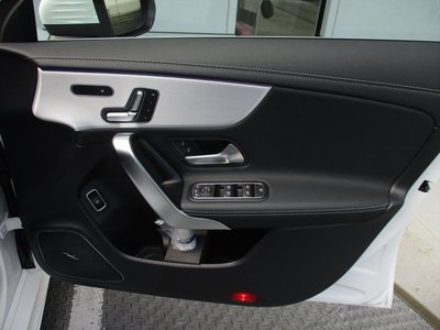 صورة مصغرة 21 لـ 2025 Mercedes-BENZ CLA AMG