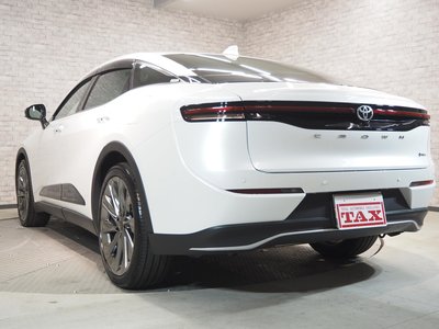 TOYOTA CROWN CROSSOVER - 8