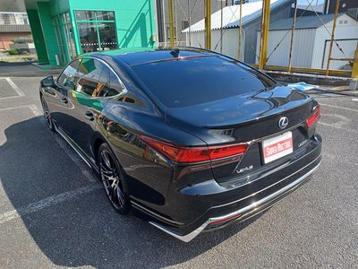 LEXUS LS - 8