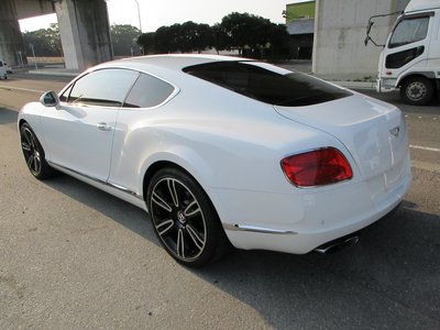 BENTLEY CONTINENTAL - 8
