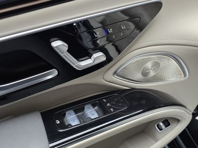 صورة مصغرة 24 لـ 2023 Mercedes-BENZ EQS