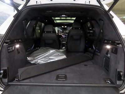 2023 BMW X7 — миниатюра 16