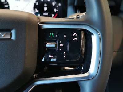 LAND ROVER DISCOVERY SPORT - 4