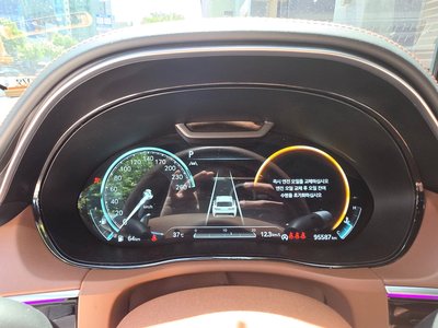2021 Genesis GV70 photo 9