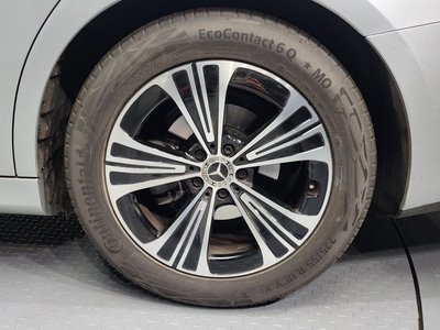 MERCEDES-BENZ E-CLASS - 6