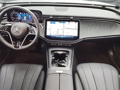 MERCEDES-BENZ E-CLASS - 5