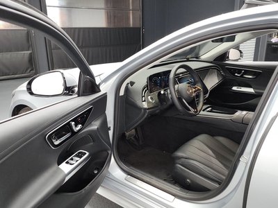 MERCEDES-BENZ E-CLASS - 10