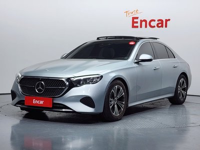MERCEDES-BENZ E-CLASS - 1