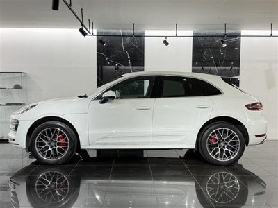 PORSCHE MACAN - 2