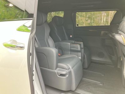 2025 Toyota ALPHARD 照片 5