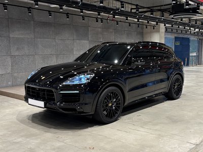 PORSCHE CAYENNE - 1