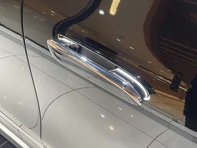 MERCEDES-BENZ EQE - 10