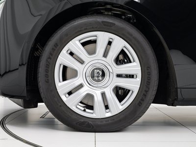 ROLLS-ROYCE GHOST - 7