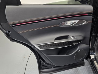 صورة مصغرة 15 لـ 2025 Genesis GV70