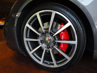 PORSCHE 911 - 8