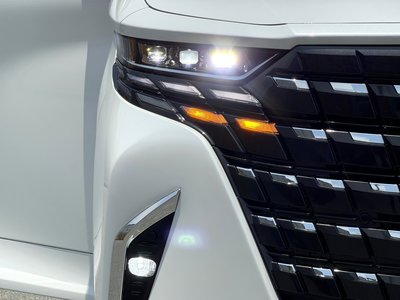 TOYOTA ALPHARD - 8