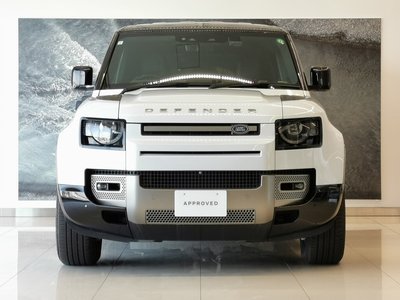 LAND ROVER DEFENDER - 7